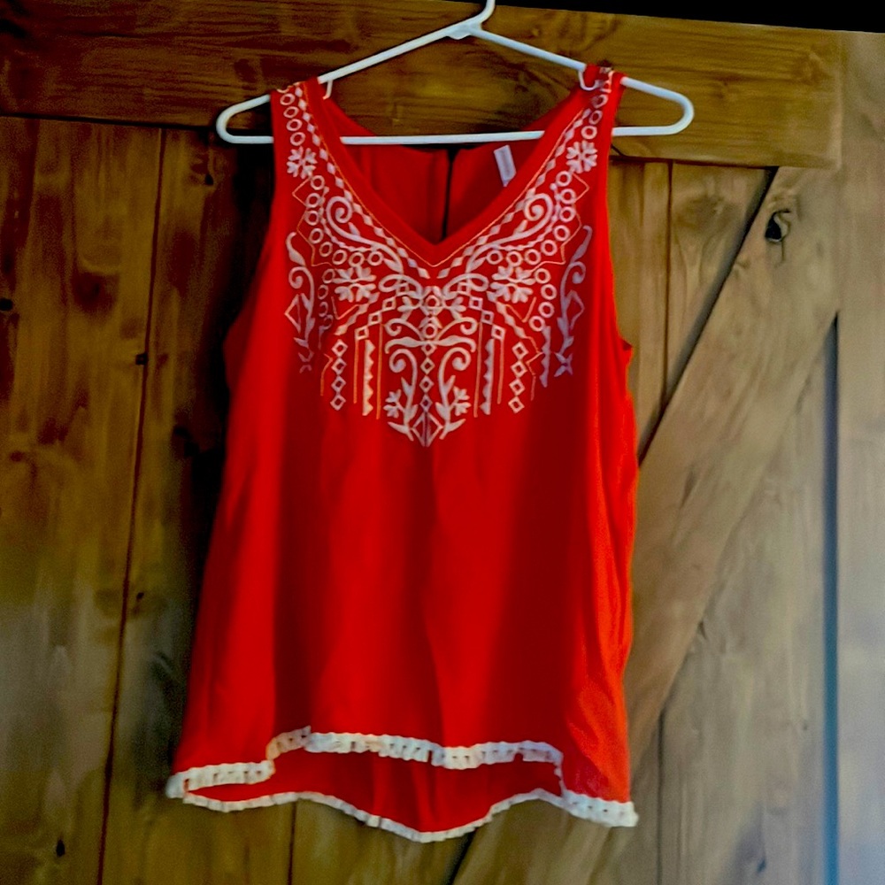 Sleeveless top